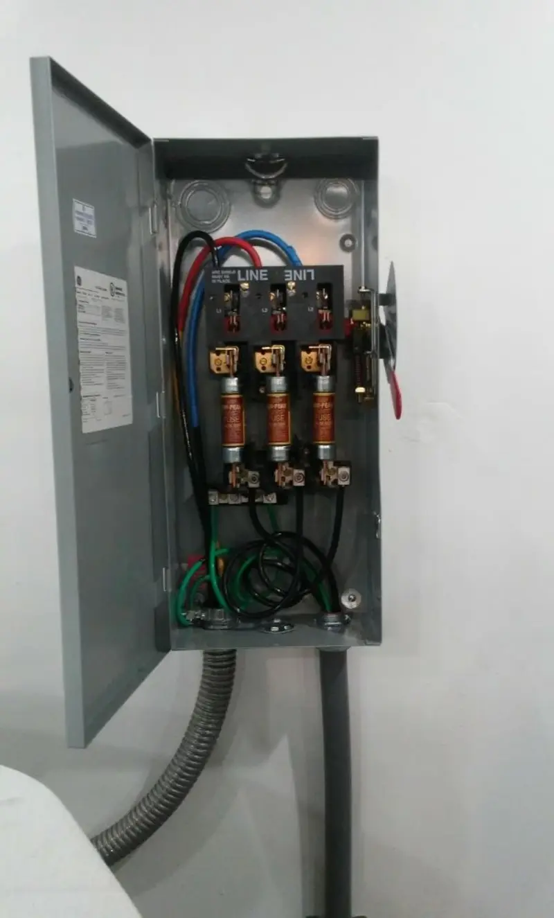 Three-phase disconnect switch installed for Electrical Wiring & Rewiring in Conemaugh